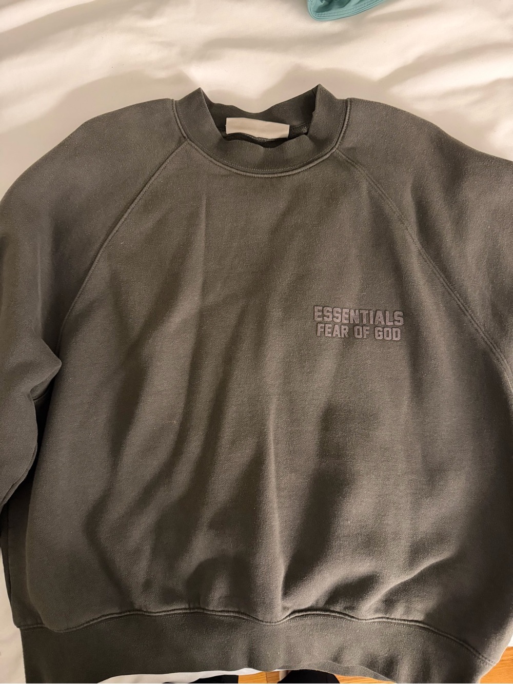 Fear of God Essentials Crewneck Sweatshirt Size S
